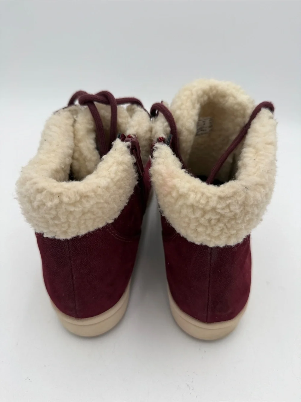 Clarks Burgundy Suede Shearling-Lined Ankle Booties women 7.5 M casual cozy Y2K
